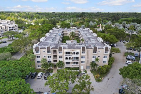 Купить кондоминиум в Майами, Флорида 1 спальня, 66.15м2, № 1947442 - фото 19