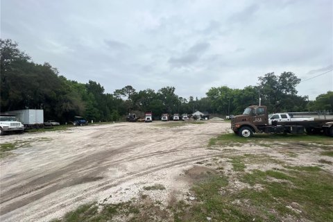 Immobilier commercial à vendre à Spring Hill, Floride: 62.43 m2 № 1919182 - photo 7