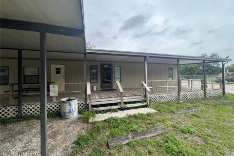 Immobilier commercial à vendre à Spring Hill, Floride: 62.43 m2 № 1919182 - photo 3