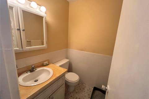 Condominio en venta en Stuart, Florida, 1 dormitorio, 69.4 m2 № 1993580 - foto 11