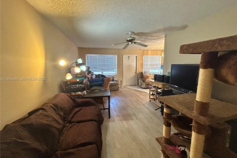 Condominio en venta en Stuart, Florida, 1 dormitorio, 69.4 m2 № 1993580 - foto 29