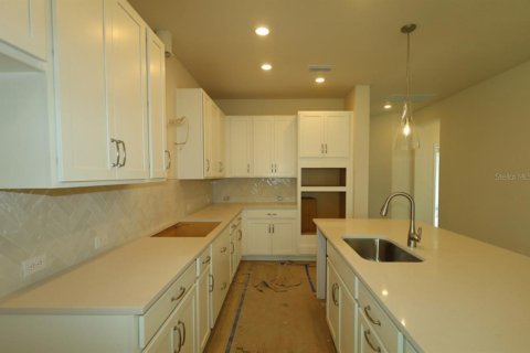 Casa en venta en Wesley Chapel, Florida, 4 dormitorios, 206.43 m2 № 2208664 - foto 8