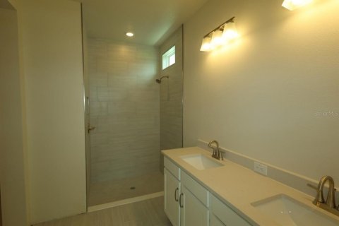 Casa en venta en Wesley Chapel, Florida, 4 dormitorios, 206.43 m2 № 2208664 - foto 12
