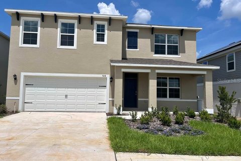 House in Haines City, Florida 5 bedrooms, 241.64 sq.m. № 1903400 - photo 1