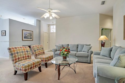 Villa ou maison à vendre à Hobe Sound, Floride: 3 chambres, 187.38 m2 № 1950100 - photo 7