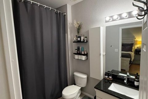 Condo in Tampa, Florida, 2 bedrooms  № 1676070 - photo 19