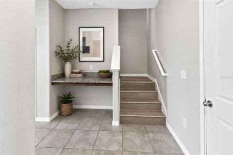 Adosado en alquiler en Ruskin, Florida, 3 dormitorios, 166.02 m2 № 2233389 - foto 4