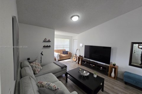 Снять в аренду кондоминиум в Санрайз, Флорида 2 спальни, 89.65м2, № 2005053 - фото 9