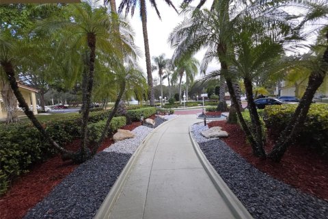 Снять в аренду кондоминиум в Санрайз, Флорида 2 спальни, 89.65м2, № 2005053 - фото 24