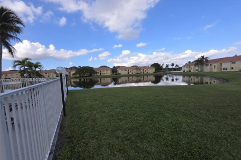 Снять в аренду кондоминиум в Санрайз, Флорида 2 спальни, 89.65м2, № 2005053 - фото 20