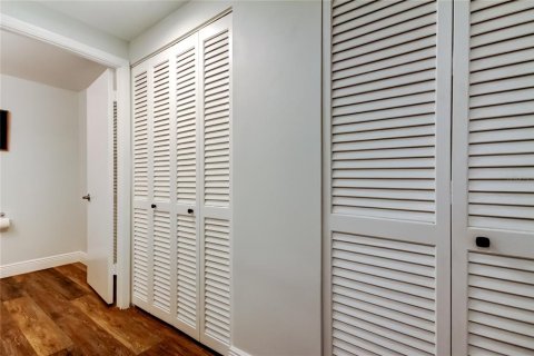 Condominio en venta en Clearwater, Florida, 1 dormitorio, 93.83 m2 № 1877313 - foto 26
