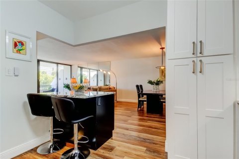 Condominio en venta en Clearwater, Florida, 1 dormitorio, 93.83 m2 № 1877313 - foto 16