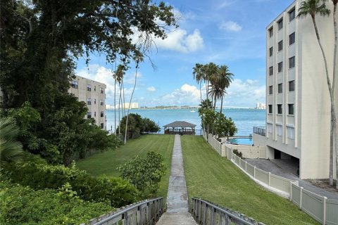 Condominio en venta en Clearwater, Florida, 1 dormitorio, 93.83 m2 № 1877313 - foto 28