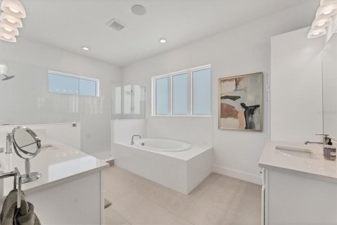 Villa ou maison à vendre à Bradenton, Floride: 4 chambres, 364.92 m2 № 1799775 - photo 29