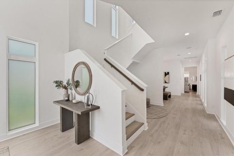 Villa ou maison à vendre à Bradenton, Floride: 4 chambres, 364.92 m2 № 1799775 - photo 2
