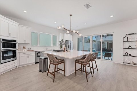 Villa ou maison à vendre à Bradenton, Floride: 4 chambres, 364.92 m2 № 1799775 - photo 8