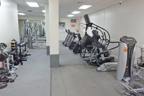 Купить кондоминиум в Холливуд, Флорида 3 спальни, 144.28м2, № 1933808 - фото 24