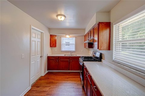 House in Apopka, Florida 3 bedrooms, 93.83 sq.m. № 1744893 - photo 22