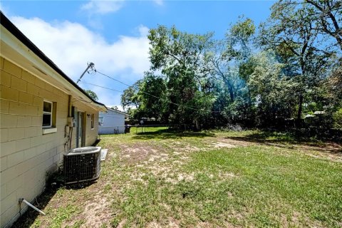 House in Apopka, Florida 3 bedrooms, 93.83 sq.m. № 1744893 - photo 13