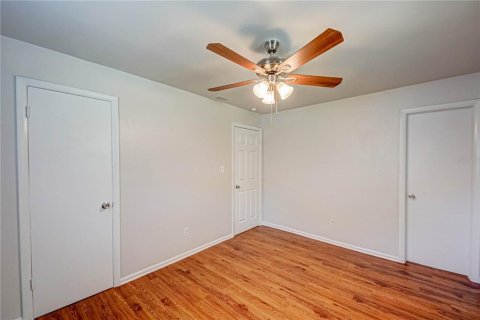 House in Apopka, Florida 3 bedrooms, 93.83 sq.m. № 1744893 - photo 3