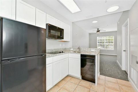 Apartamento en alquiler en Kissimmee, Florida, 1 dormitorio, 46.92 m2 № 2103411 - foto 7