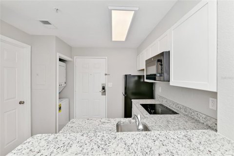 Apartamento en alquiler en Kissimmee, Florida, 1 dormitorio, 46.92 m2 № 2103411 - foto 5