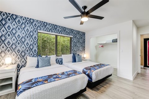 Villa ou maison à vendre à Miami, Floride: 6 chambres, 243.22 m2 № 2055539 - photo 27