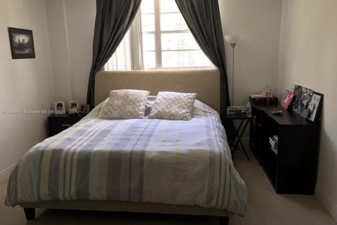 Condominio en venta en Sunny Isles Beach, Florida, 2 dormitorios, 142.79 m2 № 1943306 - foto 8