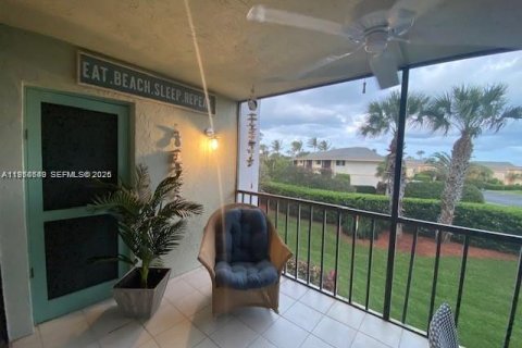 Condo in St. Lucie, Florida, 2 bedrooms № 2008291