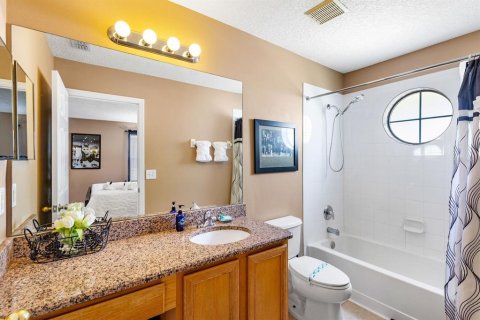 Casa en venta en Kissimmee, Florida, 7 dormitorios, 267.65 m2 № 1886870 - foto 24