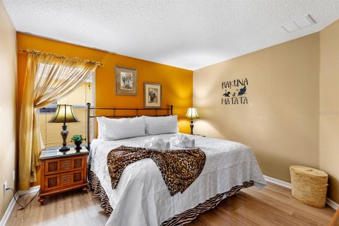 Casa en venta en Kissimmee, Florida, 7 dormitorios, 267.65 m2 № 1886870 - foto 20
