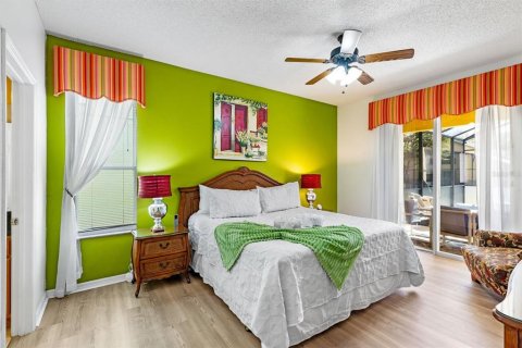 Casa en venta en Kissimmee, Florida, 7 dormitorios, 267.65 m2 № 1886870 - foto 6
