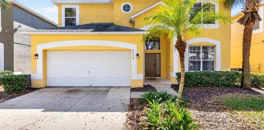 Casa en Kissimmee, Florida 7 dormitorios, 267.65 m2 № 1886870