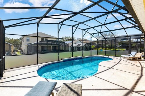 Casa en venta en Kissimmee, Florida, 7 dormitorios, 267.65 m2 № 1886870 - foto 4