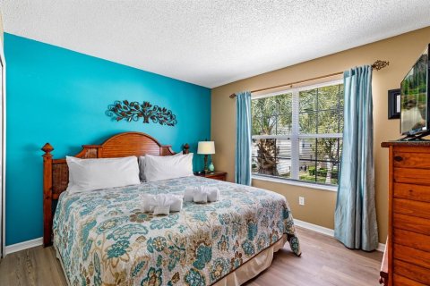 Casa en venta en Kissimmee, Florida, 7 dormitorios, 267.65 m2 № 1886870 - foto 18