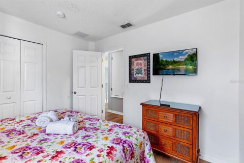 Casa en venta en Kissimmee, Florida, 7 dormitorios, 267.65 m2 № 1886870 - foto 13