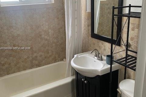 Copropriété à louer à Miami Beach, Floride: 41.06 m2 № 1989106 - photo 10