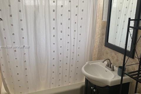 Copropriété à louer à Miami Beach, Floride: 41.06 m2 № 1989106 - photo 11