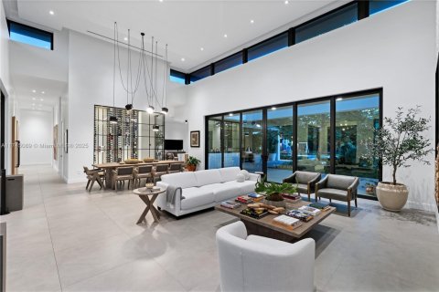 Купить виллу или дом в Пайнкрест, Флорида 5 спален, 565.87м2, № 2020593 - фото 12