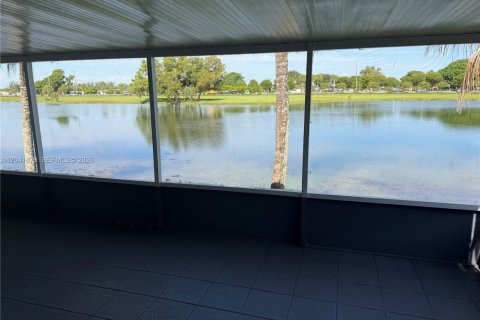 Appartement à louer à Opa-locka, Floride: 2 chambres № 2267979 - photo 6