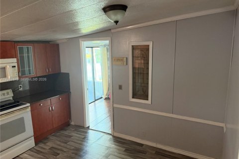Appartement à louer à Opa-locka, Floride: 2 chambres № 2267979 - photo 10