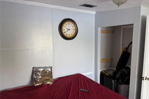 Appartement à louer à Opa-locka, Floride: 2 chambres № 2267979 - photo 14