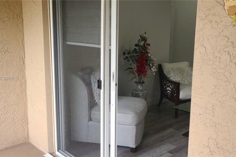 Снять в аренду кондоминиум в Пемброк-Пайнс, Флорида 1 спальня, 64.1м2, № 1967951 - фото 18