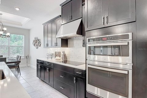 Купить виллу или дом в Пайнсиана, Флорида 8 комнат, 219.53м2, № 2108376 - фото 13