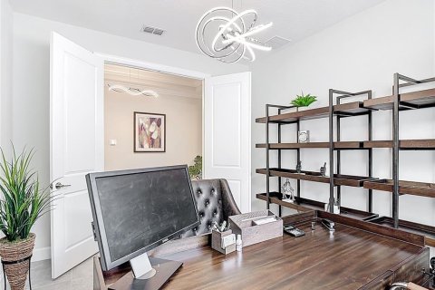 Купить виллу или дом в Пайнсиана, Флорида 8 комнат, 219.53м2, № 2108376 - фото 25