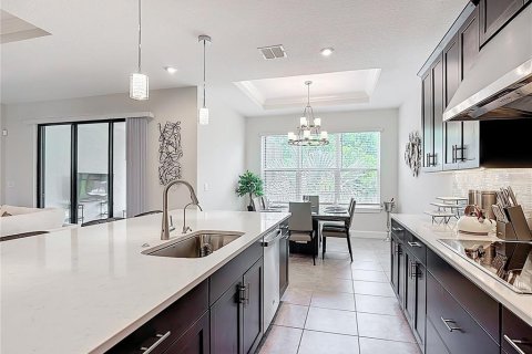 Купить виллу или дом в Пайнсиана, Флорида 8 комнат, 219.53м2, № 2108376 - фото 11