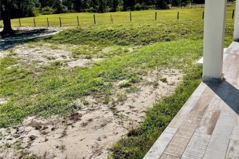 Снять в аренду виллу или дом в Клуистон, Флорида 4 спальни, 174.84м2, № 2047701 - фото 13