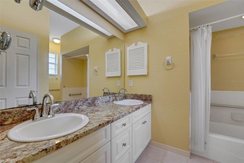 Casa en venta en Winter Haven, Florida, 3 dormitorios, 156.26 m2 № 1880883 - foto 15
