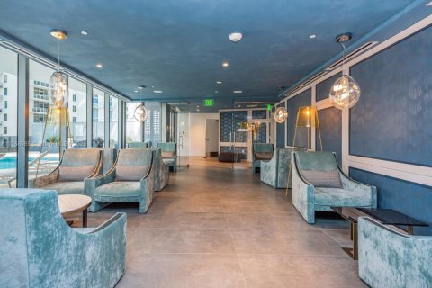 Condo in Miami, Florida, 1 bedroom № 1935508 - photo 28