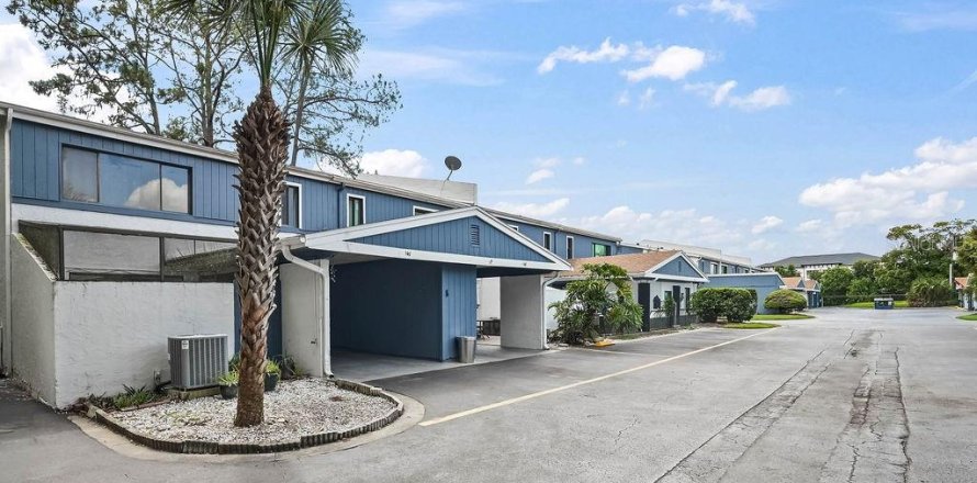 Touwnhouse à Casselberry, Floride 3 chambres, 142.33 m2 № 2391152